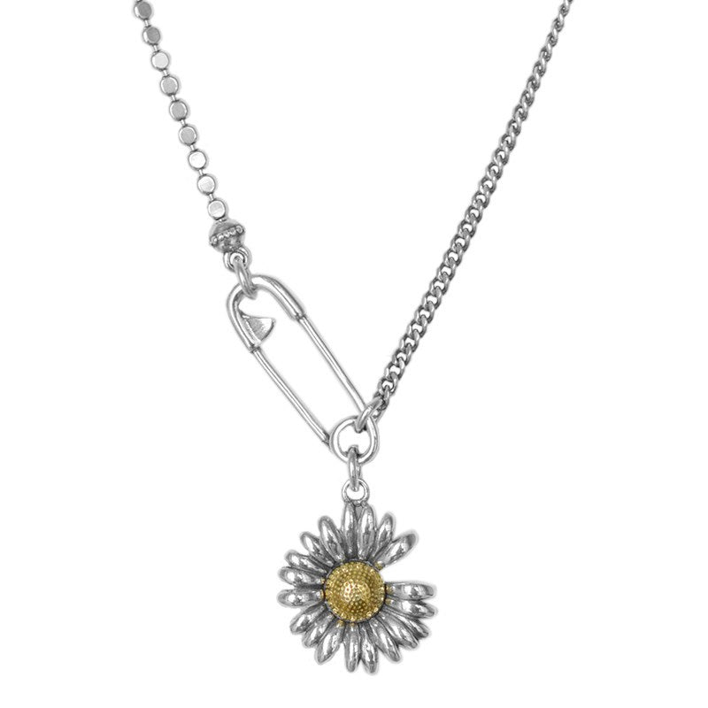 New Japanese-Korean Vintage Gold Paperclip Daisy Choker Necklace